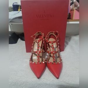 Valentino Garavani Rockstud Pumps